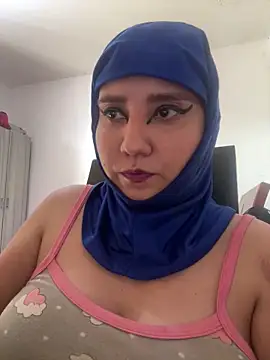 Snapshot of hannahayat chatting on June 2026 08:30:02 PM hannahayat online show from June 2026 08:30:02 PM