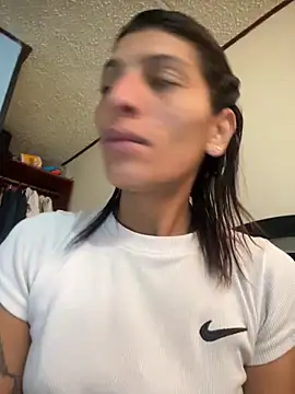 ImCrazzy online show from April 2026 02:05:01 PM