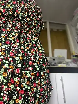 Snapshot of Emiily_lee chatting on September 2025 12:21:01 AM Emiily lee online show from September 2025 12:21:01 AM