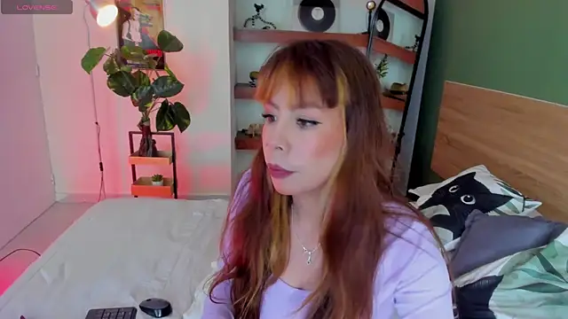 Snapshot of iriiina_veneno chatting on May 2026 12:39:01 AM iriiina veneno online show from May 2026 12:39:01 AM