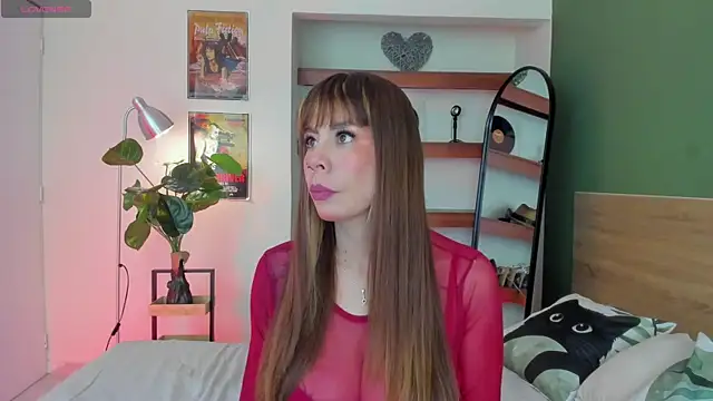 Snapshot of iriiina_veneno chatting on June 2026 01:17:02 AM iriiina veneno online show from June 2026 01:17:02 AM