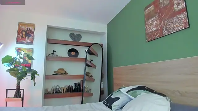 Snapshot of iriiina_veneno chatting on July 2026 01:34:01 AM iriiina veneno online show from July 2026 01:34:01 AM
