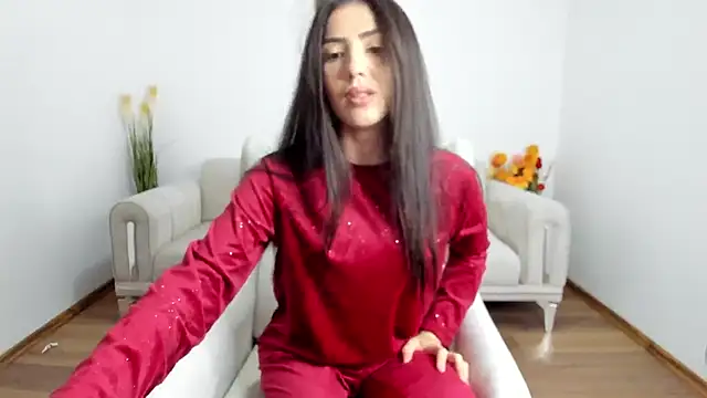 Emmapmg online show from December 2024 09:28:02 PM