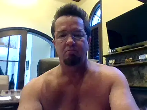 Snapshot of sluttydylan chatting on December 2024 06:10:01 PM sluttydylan online show from December 2024 06:10:01 PM