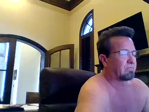 Snapshot of sluttydylan chatting on January 2025 08:29:01 PM sluttydylan online show from January 2025 08:29:01 PM
