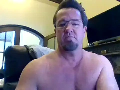 Snapshot of sluttydylan chatting on January 2025 07:08:01 PM sluttydylan online show from January 2025 07:08:01 PM