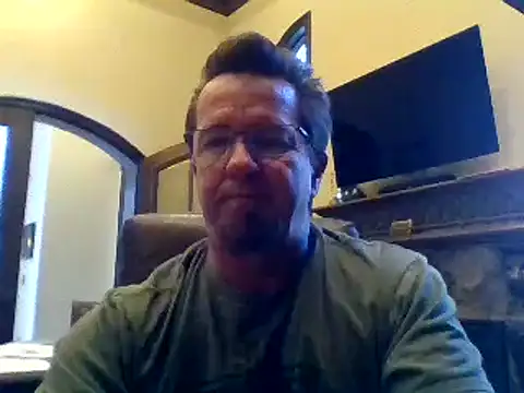 Snapshot of sluttydylan chatting on February 2025 11:34:02 PM sluttydylan online show from February 2025 11:34:02 PM