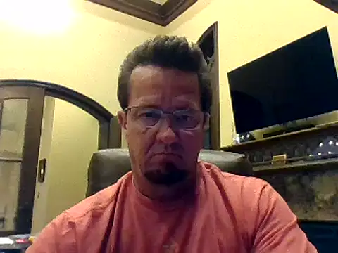 Snapshot of sluttydylan chatting on February 2025 05:24:01 AM sluttydylan online show from February 2025 05:24:01 AM