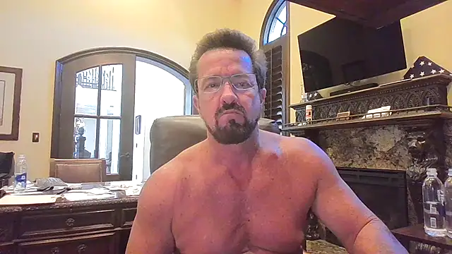 Snapshot of sluttydylan chatting on October 2025 06:31:01 PM sluttydylan online show from October 2025 06:31:01 PM