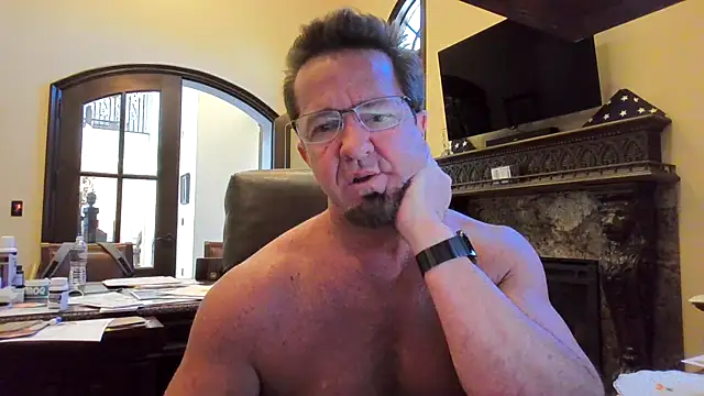 Snapshot of sluttydylan chatting on April 2026 06:12:01 PM sluttydylan online show from April 2026 06:12:01 PM