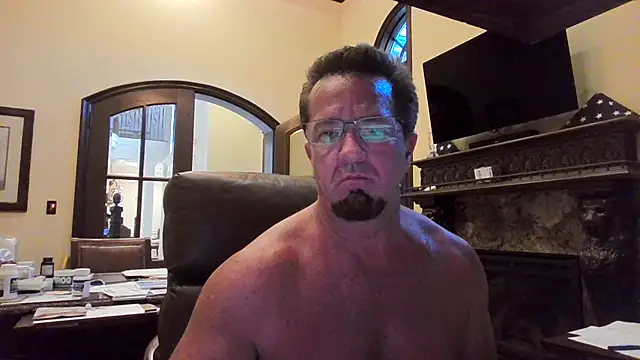 Snapshot of sluttydylan chatting on May 2026 02:06:02 AM sluttydylan online show from May 2026 02:06:02 AM