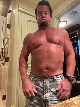 Snapshot of sluttydylan chatting on May 2026 08:58:02 PM sluttydylan online show from May 2026 08:58:02 PM