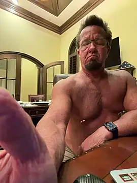 Snapshot of sluttydylan chatting on June 2026 04:27:01 AM sluttydylan online show from June 2026 04:27:01 AM