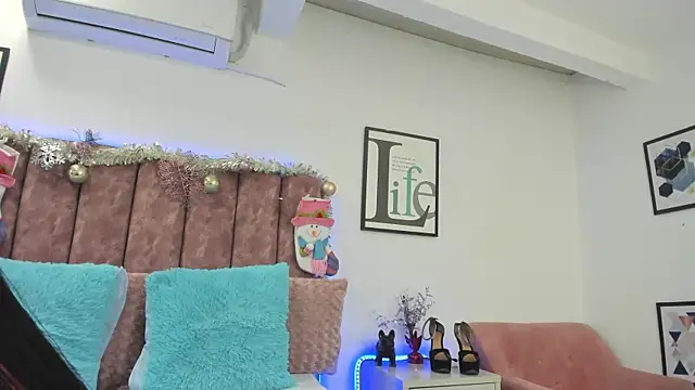 KathyShine online show from December 2024 11:51:02 AM