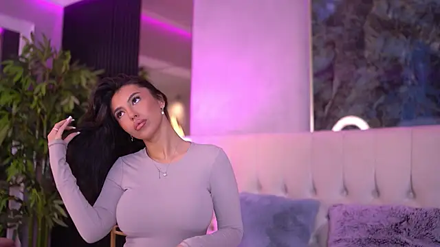 AishaDevoe online show from February 2025 07:18:02 PM