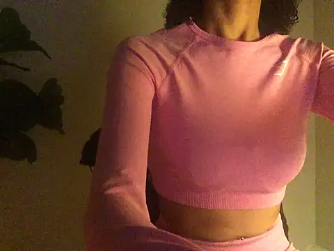 loveofbea online show from December 2024 12:41:01 AM