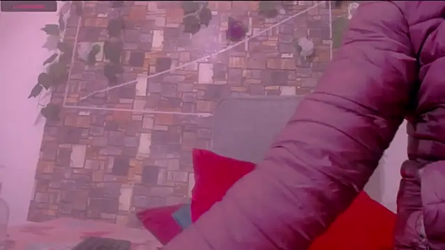 CrazyRousex online show from March 2026 01:15:02 PM