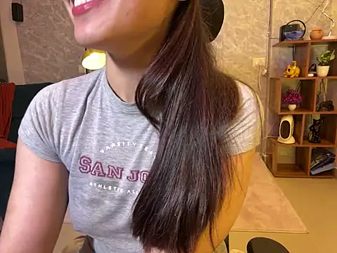 Snapshot of MidnightFlame chatting on January 2025 10:20:02 PM MidnightFlame online show from January 2025 10:20:02 PM