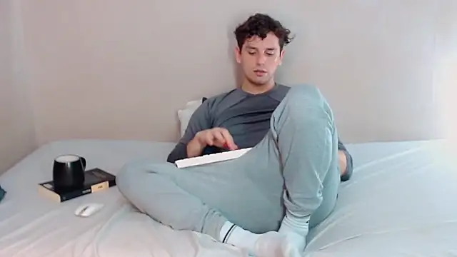 Elio555 online show from March 2025 06:16:02 AM