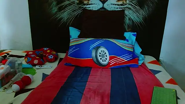 Michaell Myerss  online show from October 2025 01:51:02 PM