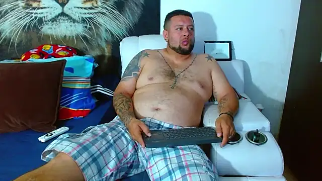 Michaell Myerss  online show from November 2025 12:27:02 PM