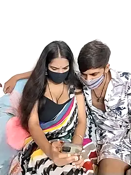 hottiess69 online show from April 2026 05:05:02 PM