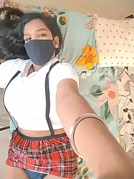 Snapshot of hottiess69 chatting on May 2026 05:03:02 AM hottiess69 online show from May 2026 05:03:02 AM