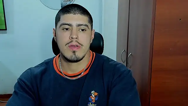 Baltazar Dupont online show from November 2025 02:55:02 AM