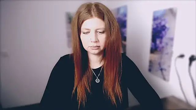 Lizzy Love online show from April 2026 12:49:01 PM