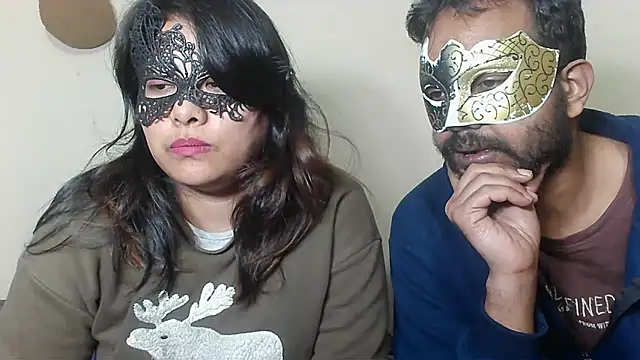 Cutehornycouples online show from November 2025 06:08:01 PM