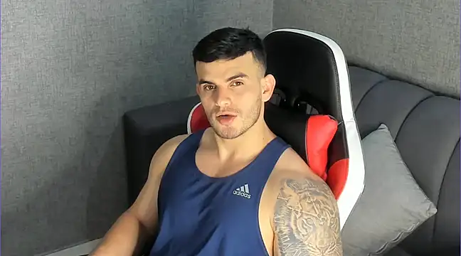 Ricardogo19 online show from February 2025 06:05:02 PM