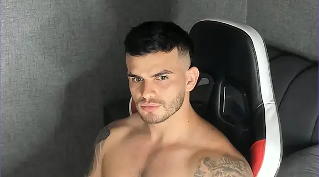 Ricardogo19 online show from March 2025 01:54:01 AM