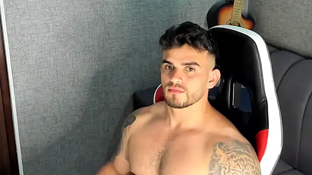 Ricardogo19 online show from September 2025 11:31:02 PM