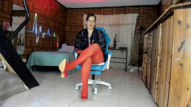 Snapshot of Cristina_Vanegas631 chatting on June 2026 10:46:02 PM Cristina Vanegas631 online show from June 2026 10:46:02 PM
