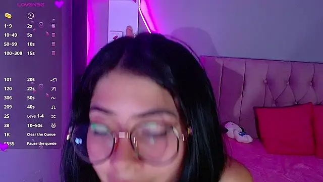 LoaLuxury online show from December 2024 01:39:01 AM