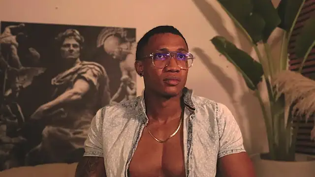 Logan Varela online show from February 2025 09:49:01 AM