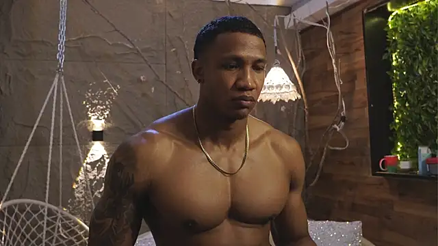 Logan Varela online show from September 2025 01:13:01 PM