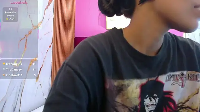 Snapshot of yourcuteneighbourr chatting on May 2026 02:49:02 AM yourcuteneighbourr online show from May 2026 02:49:02 AM