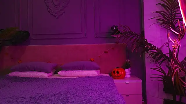 Liv Fay online show from November 2025 02:16:02 PM