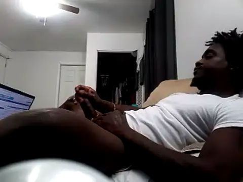 Hugedick0071 online show from November 2025 07:51:02 AM