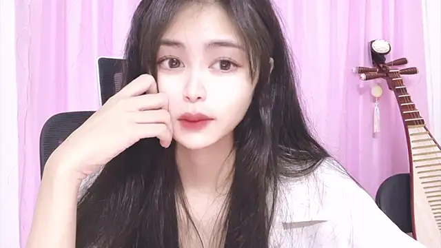 ---MIA--- online show from October 2025 02:05:01 PM