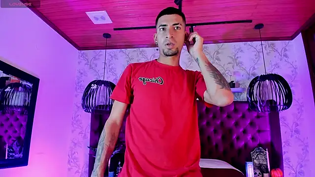 DrakeNeumann online show from November 2025 03:52:02 AM