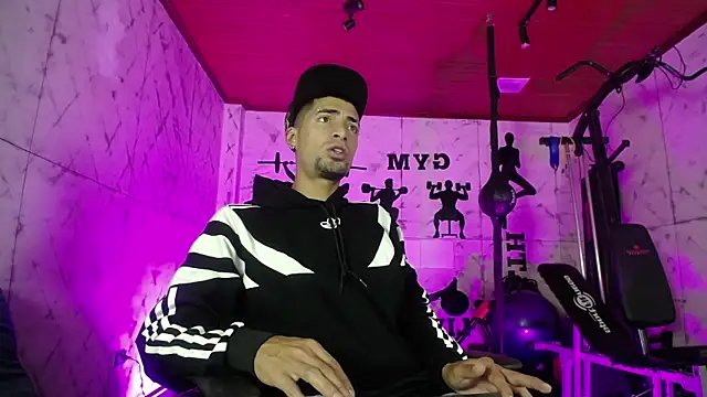 DrakeNeumann online show from November 2025 03:05:01 AM