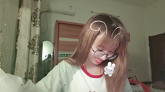 Lili 666 online show from July 2026 04:11:01 PM