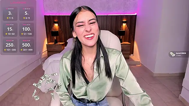 Snapshot of karlaa_james chatting on November 2025 11:12:01 AM karlaa james online show from November 2025 11:12:01 AM