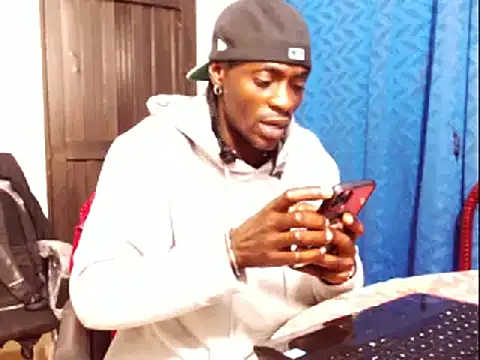 phillip-hot online show from January 2025 05:26:02 AM