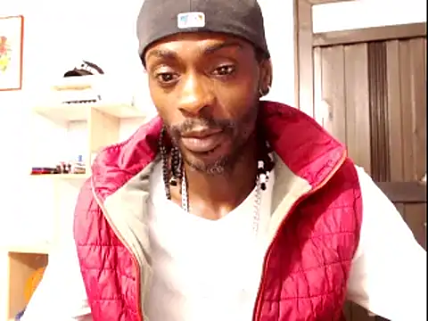 phillip-hot online show from February 2025 12:39:01 AM