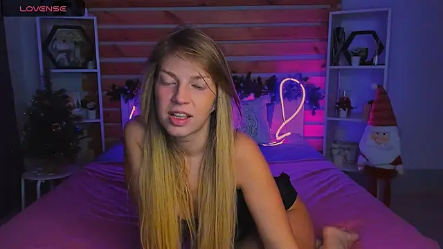 Snapshot of Jeanne_Williams chatting on December 2024 03:33:02 AM Jeanne Williams online show from December 2024 03:33:02 AM