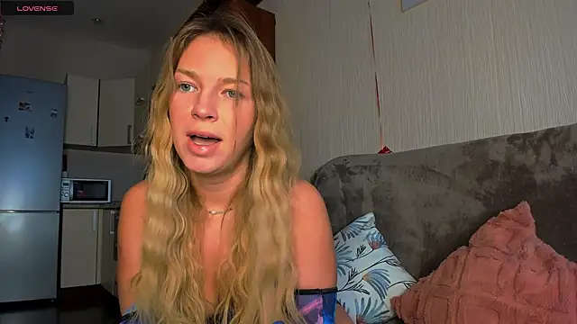 Snapshot of Jeanne_Williams chatting on March 2025 03:36:02 AM Jeanne Williams online show from March 2025 03:36:02 AM