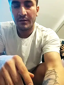 Analcholic online show from November 2025 03:13:02 PM